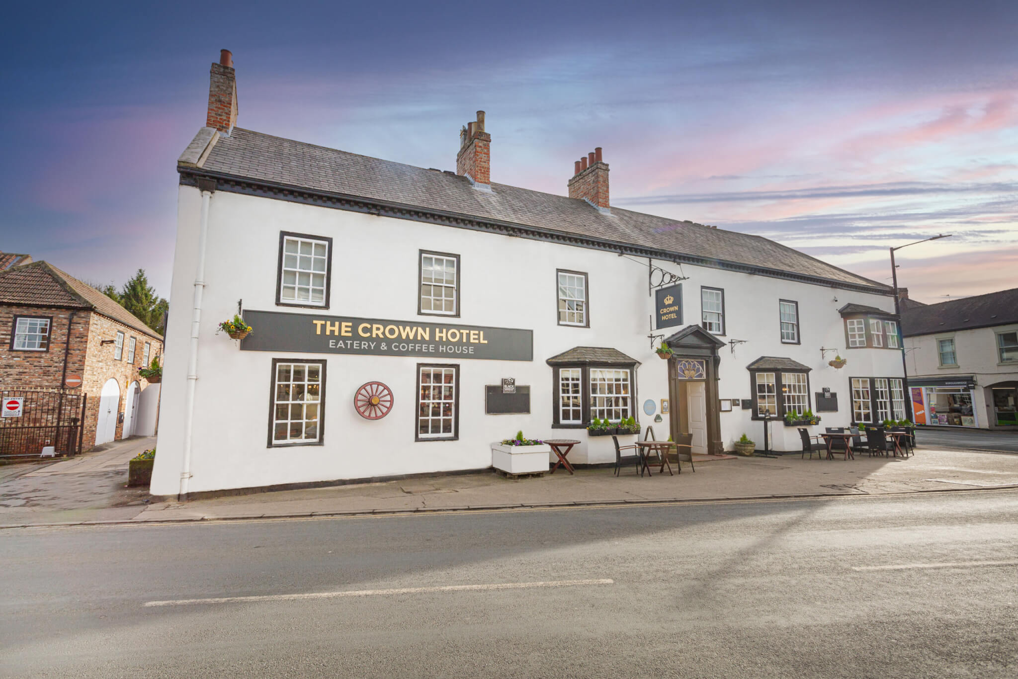 family friendly pub boroughbridge crown scaled