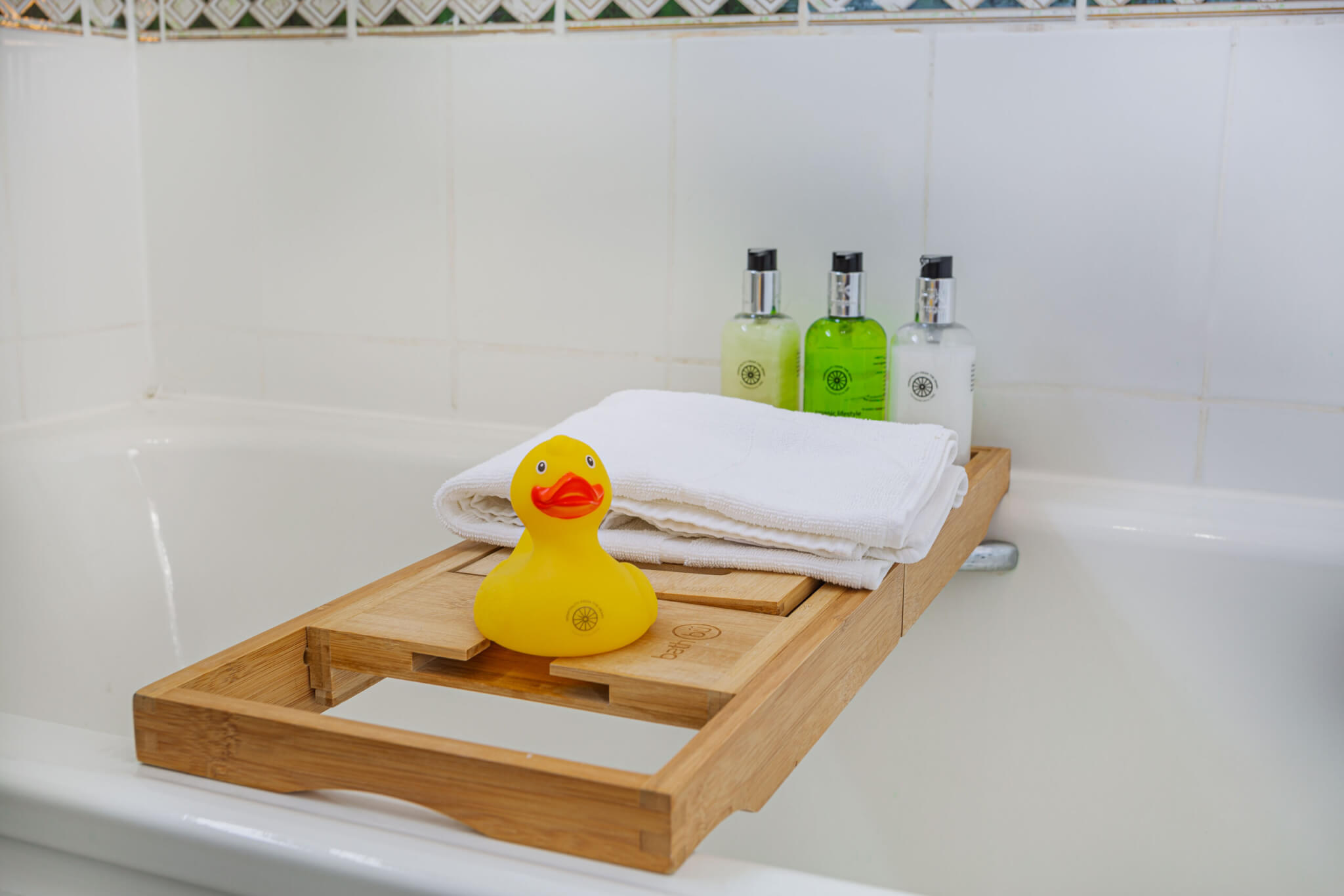 Crown Hotel Classic Single Room Bathroom scaled